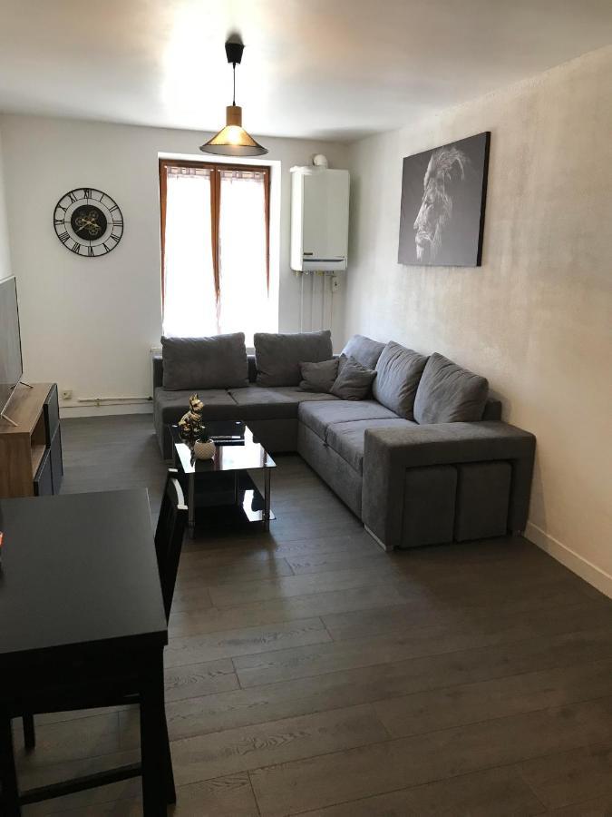 Au Faubourg Daire Saint-Claude Dış mekan fotoğraf